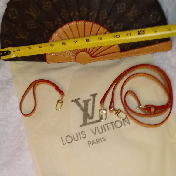 Louis Vuitton Fan-Shaped Mono Brown and Tan Clutch - Picture 8 of 16